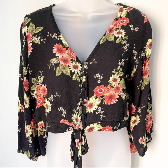 Active USA Tops - ACTIVE USA | Floral Crop Top with Tie